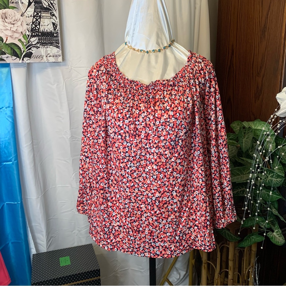 ❤️Price Drop❤️Michael Kors Relaxed Red 3/4 Sleeve Blouse - Picture 2 of 9